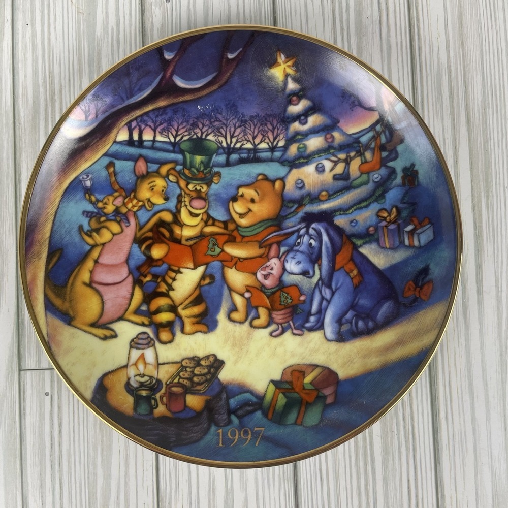 1997 Pooh's Season of‎ Song Christmas Collector Plate, By Disney